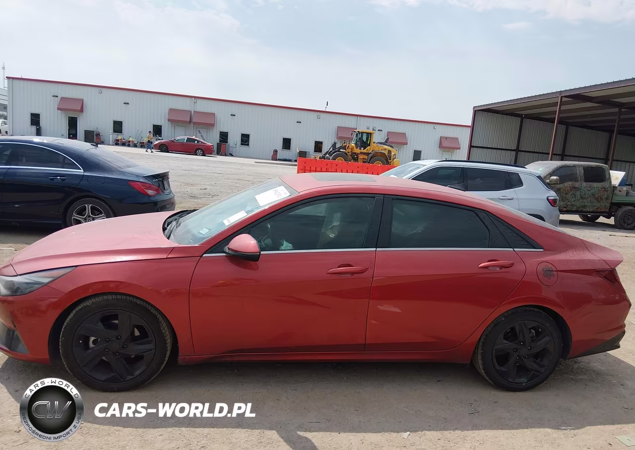 2022 Hyundai Elantra Limited VIN:KMHLP4AG4NU229840 - 12