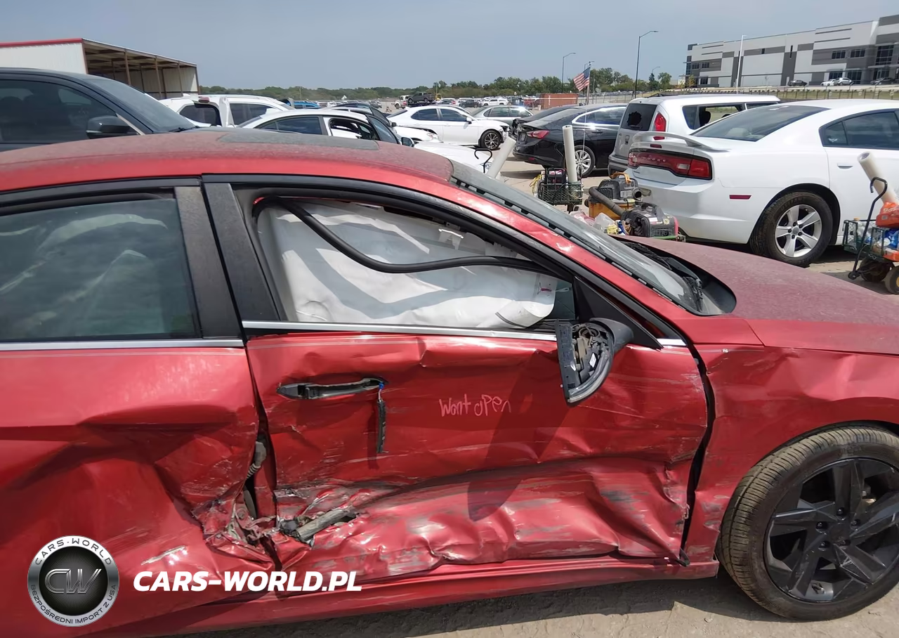 2022 Hyundai Elantra Limited VIN:KMHLP4AG4NU229840 - 5