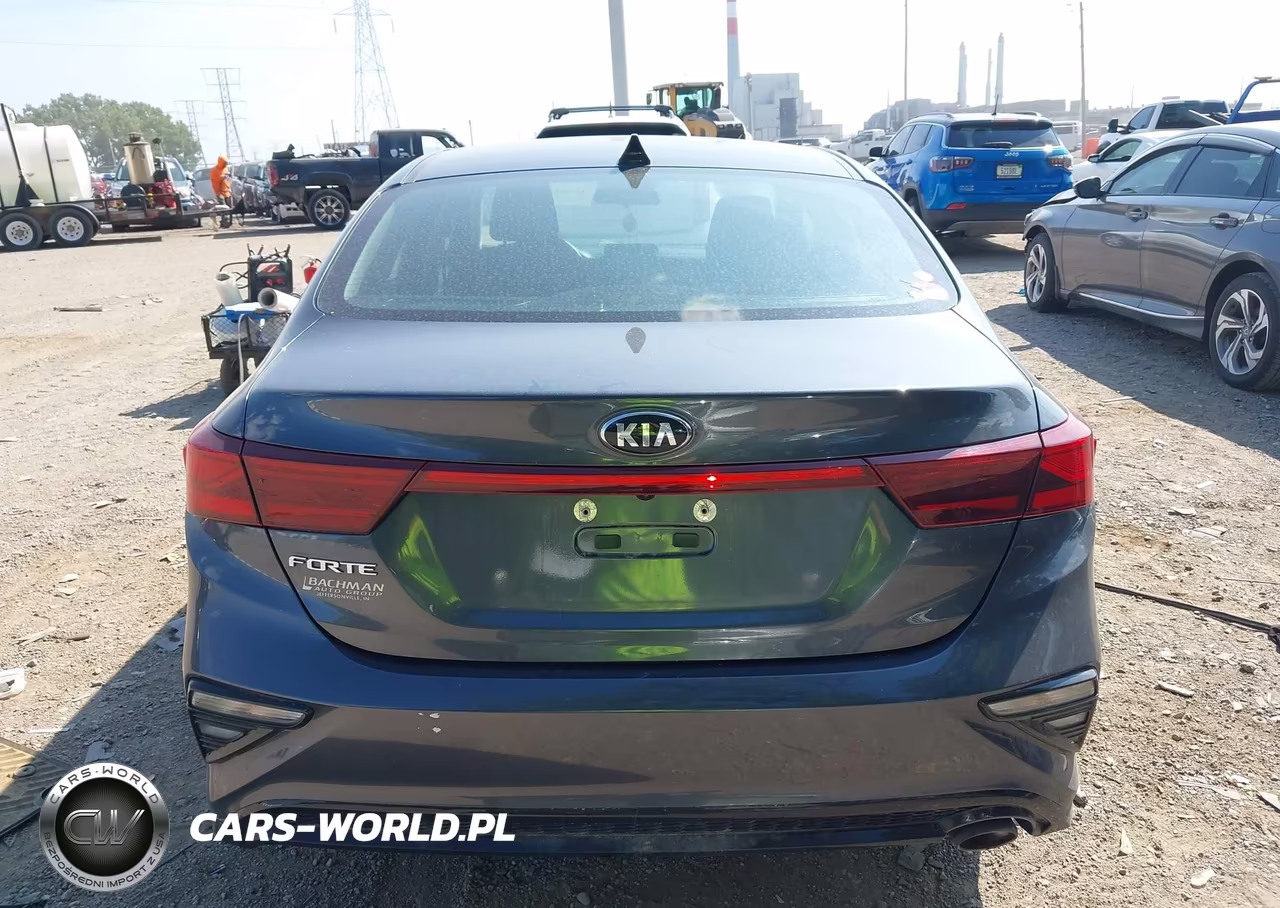 2021 Kia Forte Lxs VIN:3KPF24AD0ME414146 - 16