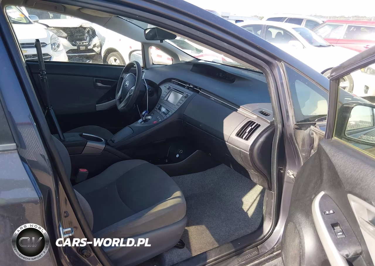 2015 Toyota Prius Three VIN:JTDKN3DU6F1914510 - 5