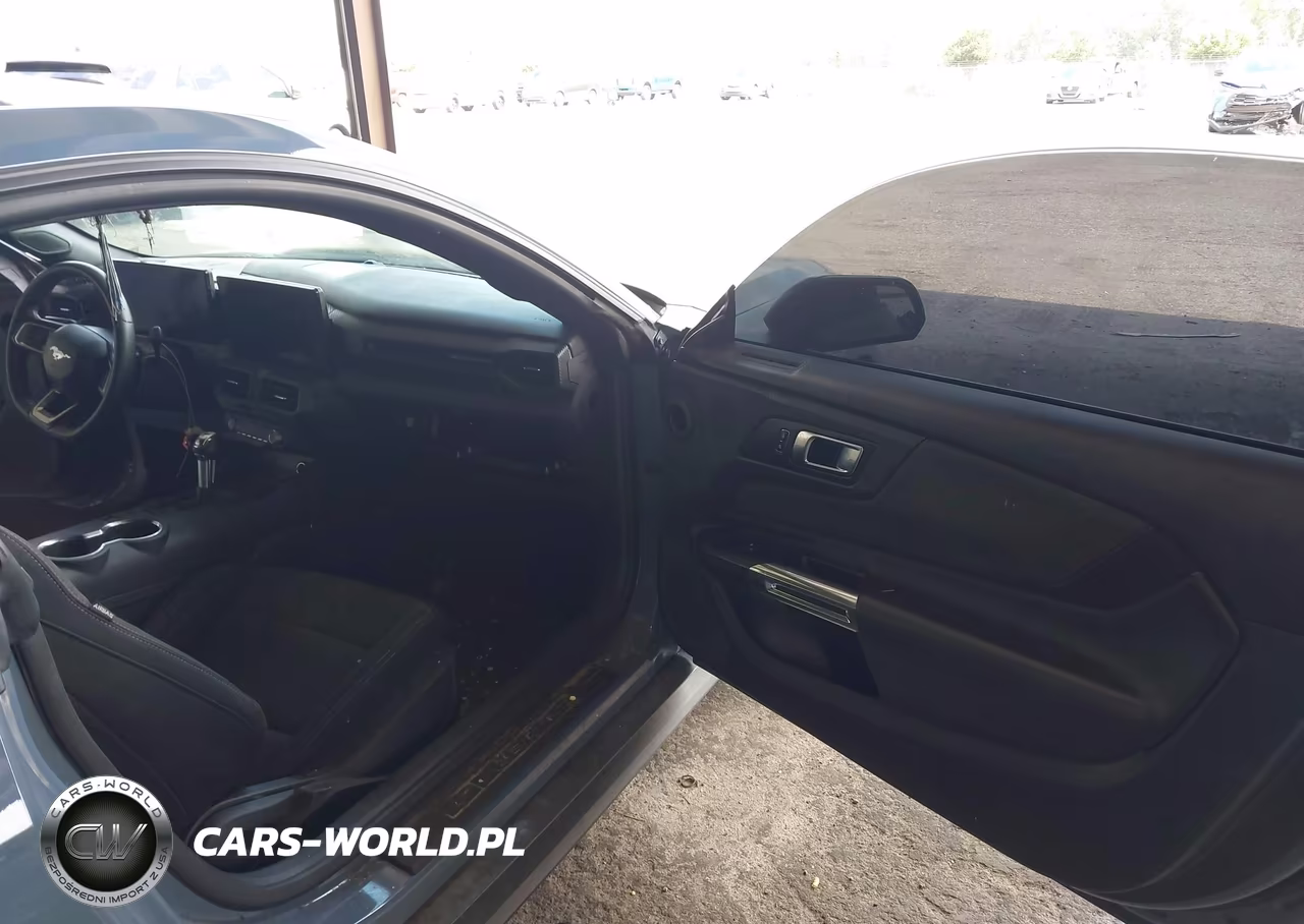 2025 Ford Mustang Ecoboost Fastback VIN:1FA6P8TH2S5130363 - 5