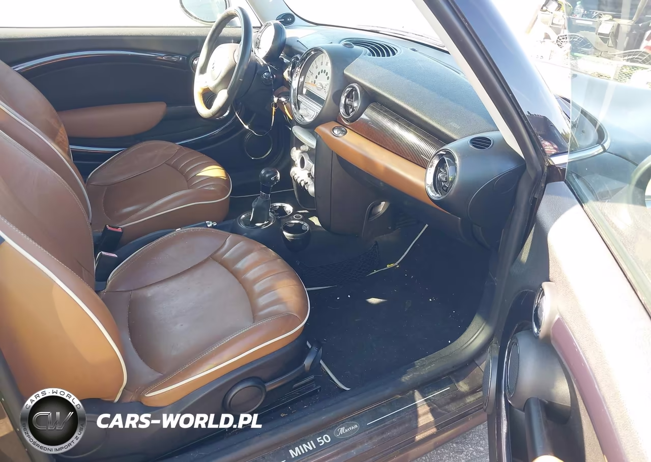 2010 Mini Cooper VIN:WMWMF3C57ATZ22738 - 5