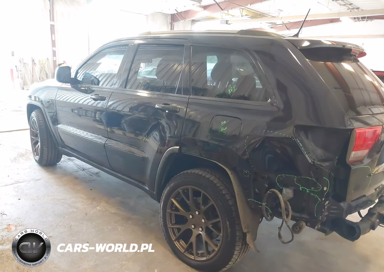 2011 Jeep Grand Cherokee Overland VIN:1J4RR6GT6BC703226 - 3