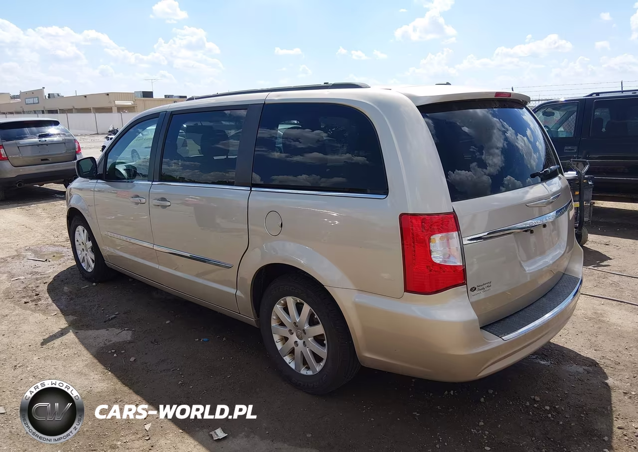 2013 Chrysler Town & Country Touring VIN:2C4RC1BG2DR539164 - 3