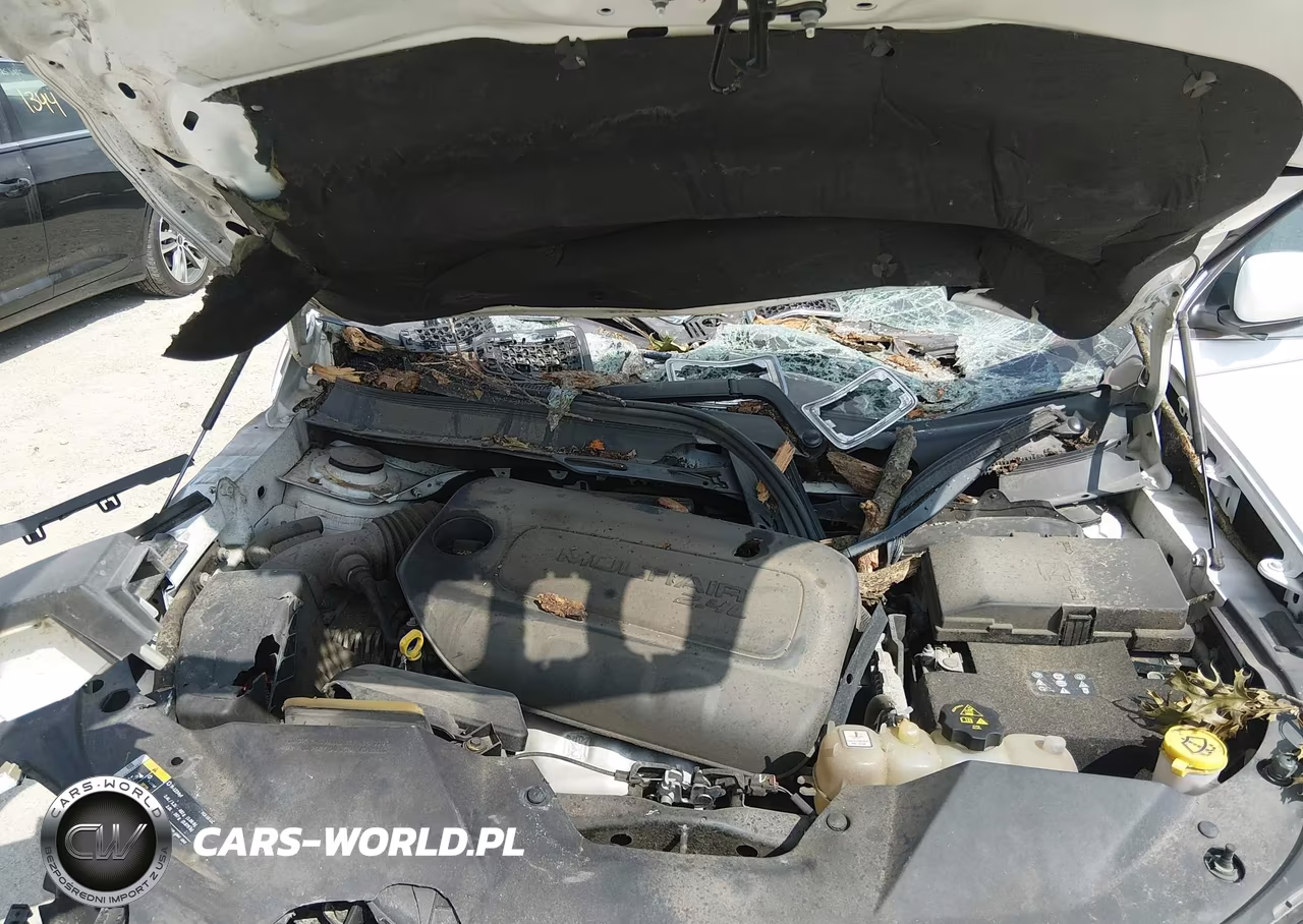2020 Jeep Cherokee Latitude Plus 4X4 VIN:1C4PJMLB3LD569518 - 10