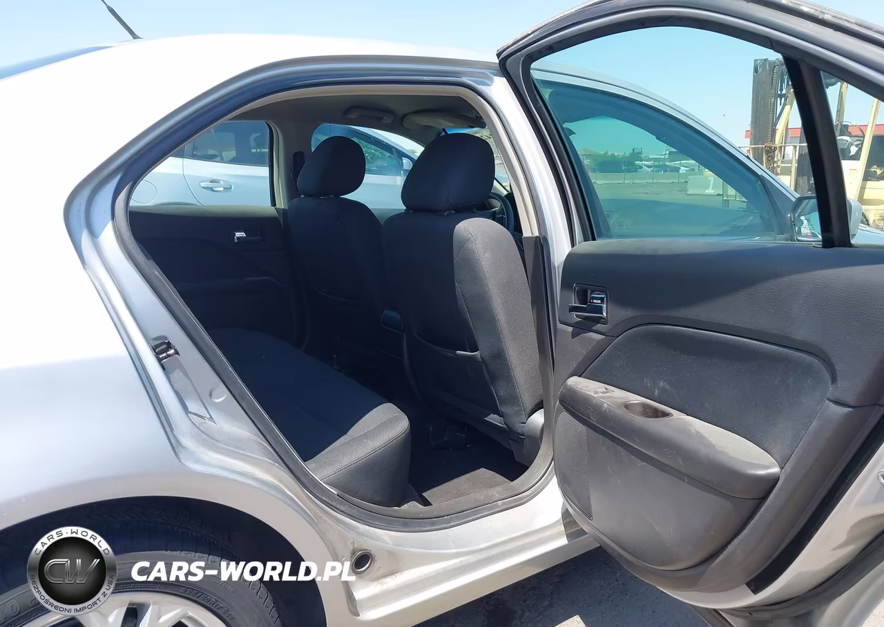 2012 Ford Fusion Se VIN:3FAHP0HAXCR157332 - 8