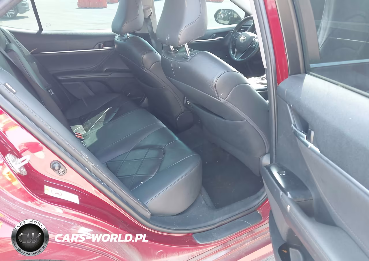 2018 Toyota Camry Xle VIN:4T1B11HK5JU556103 - 7
