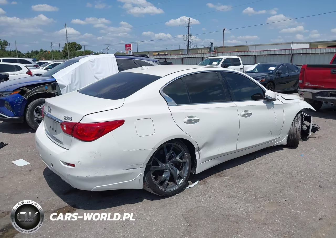 2015 Infiniti Q50 Sport VIN:JN1BV7AP3FM355280 - 4