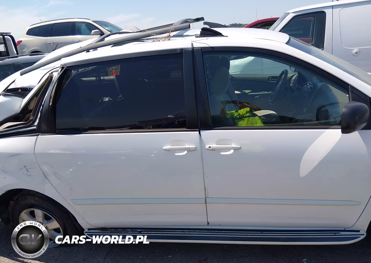 2006 Toyota Sienna Le VIN:5TDZA23C56S488826 - 14