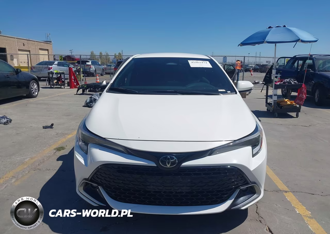 2023 Toyota Corolla Xse VIN:JTNC4MBE0P3213374 - 12