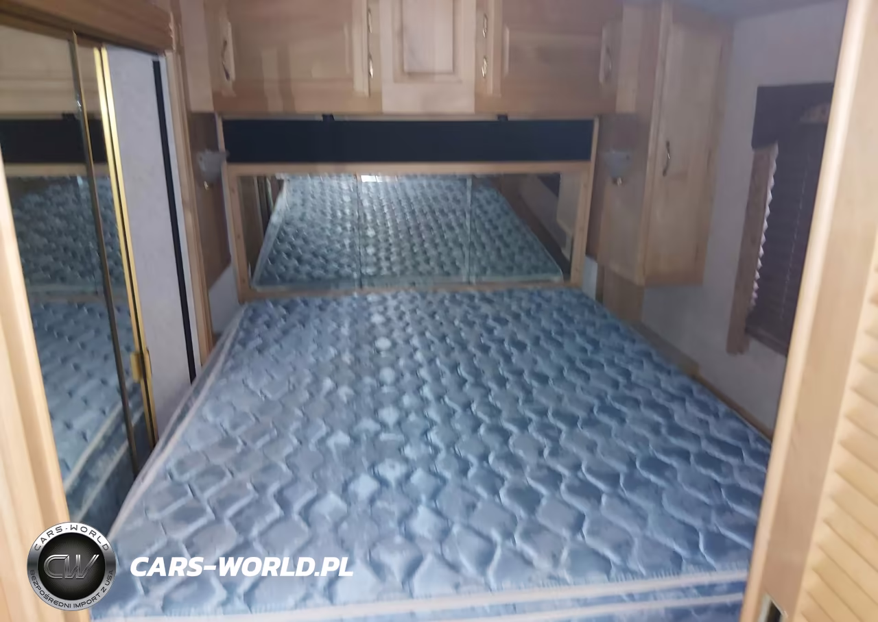 2000 Spartan Motors Motorhome 4Vz VIN:4VZBN2292YC035858 - 5
