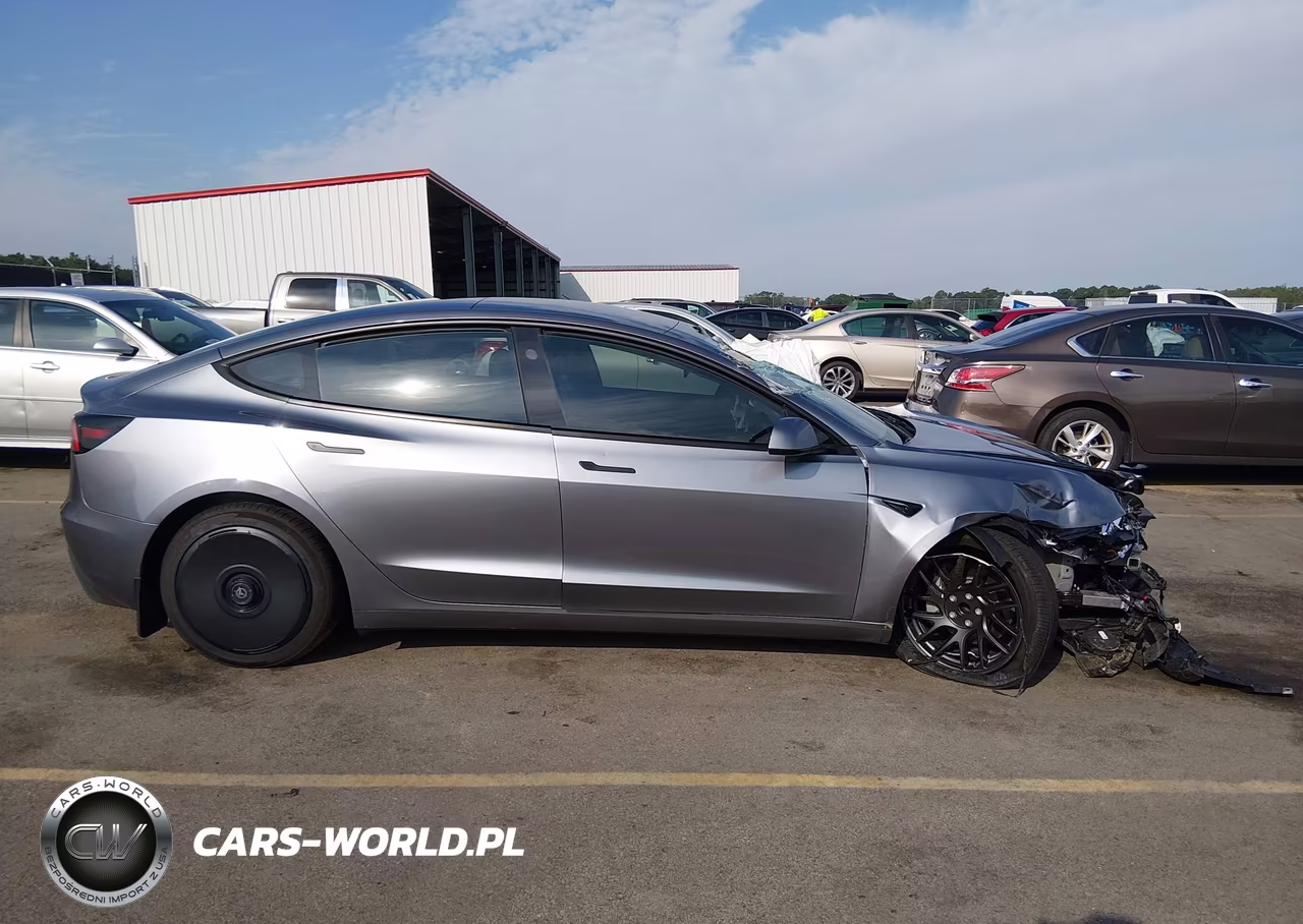 2026 Tesla Model 3 Premium Rear-Wheel Drive-Rear-Wheel Drive VIN:5YJ3E1EA9TF140351 - 14