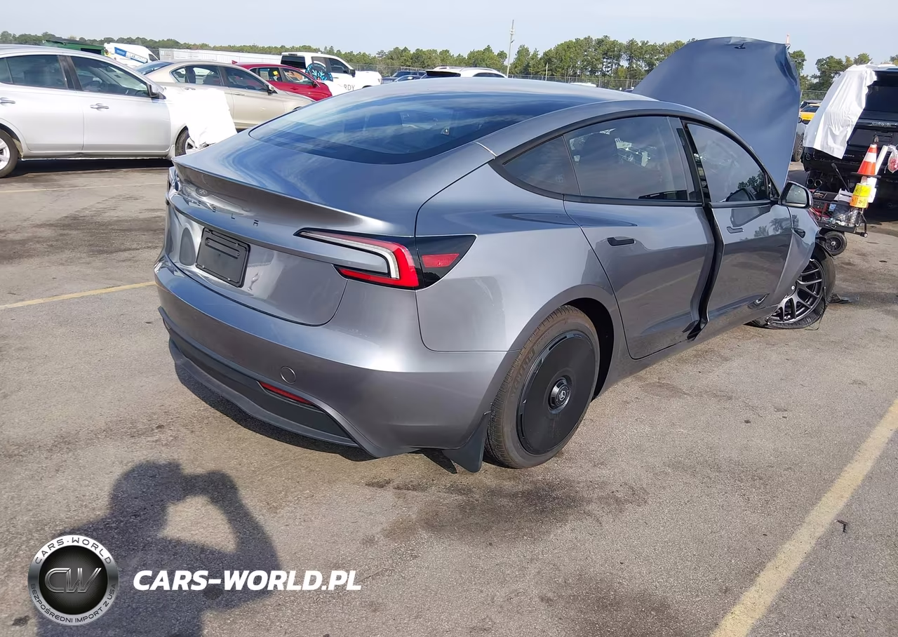 2026 Tesla Model 3 Premium Rear-Wheel Drive-Rear-Wheel Drive VIN:5YJ3E1EA9TF140351 - 4