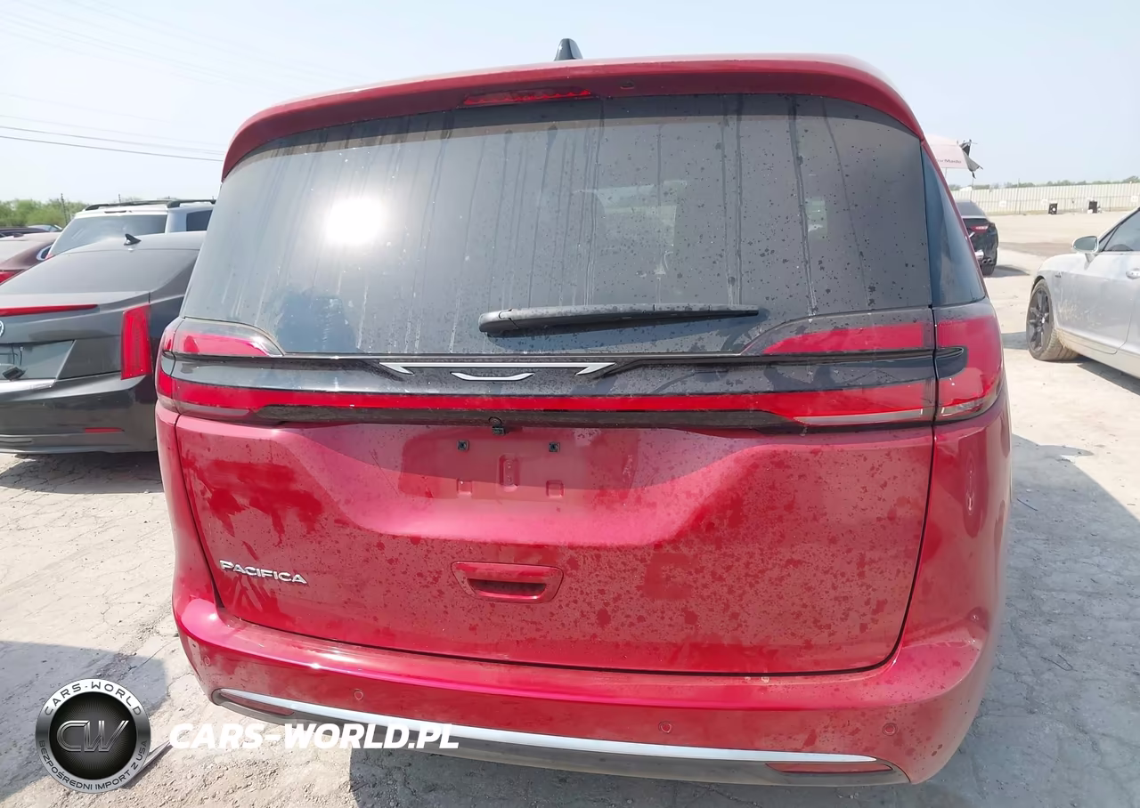 2027 Chrysler Pacifica VIN:2C4RC1BG8VR568072 - 17