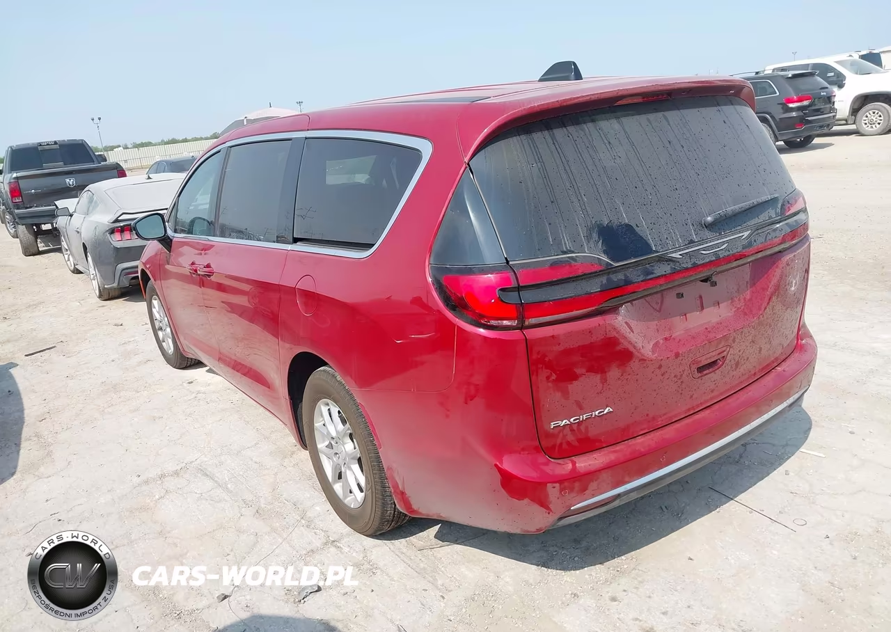 2027 Chrysler Pacifica VIN:2C4RC1BG8VR568072 - 3
