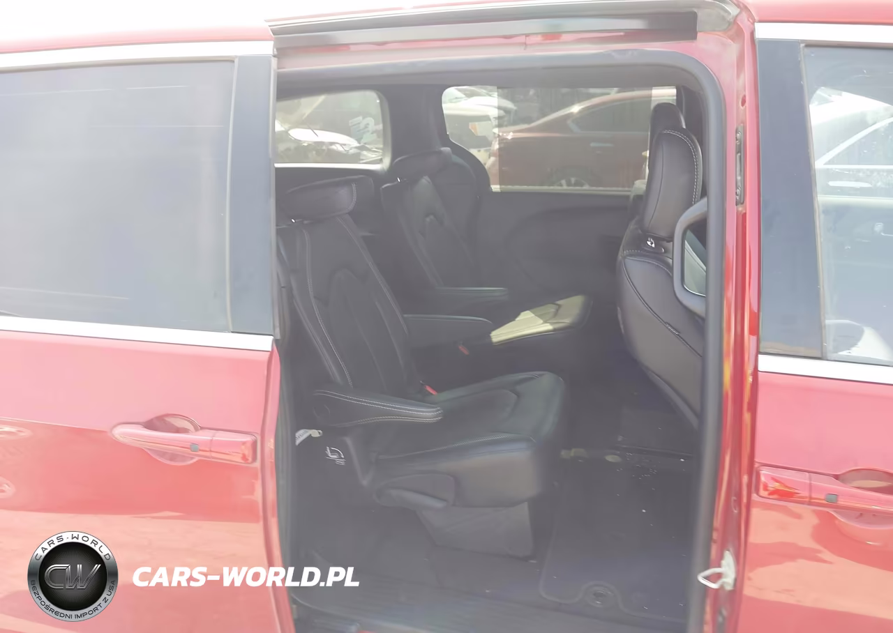 2027 Chrysler Pacifica VIN:2C4RC1BG8VR568072 - 8