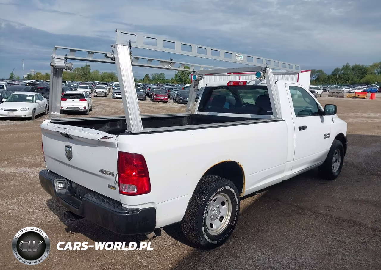 2016 Ram 1500 Tradesman VIN:3C6JR7DG2GG326261 - 4