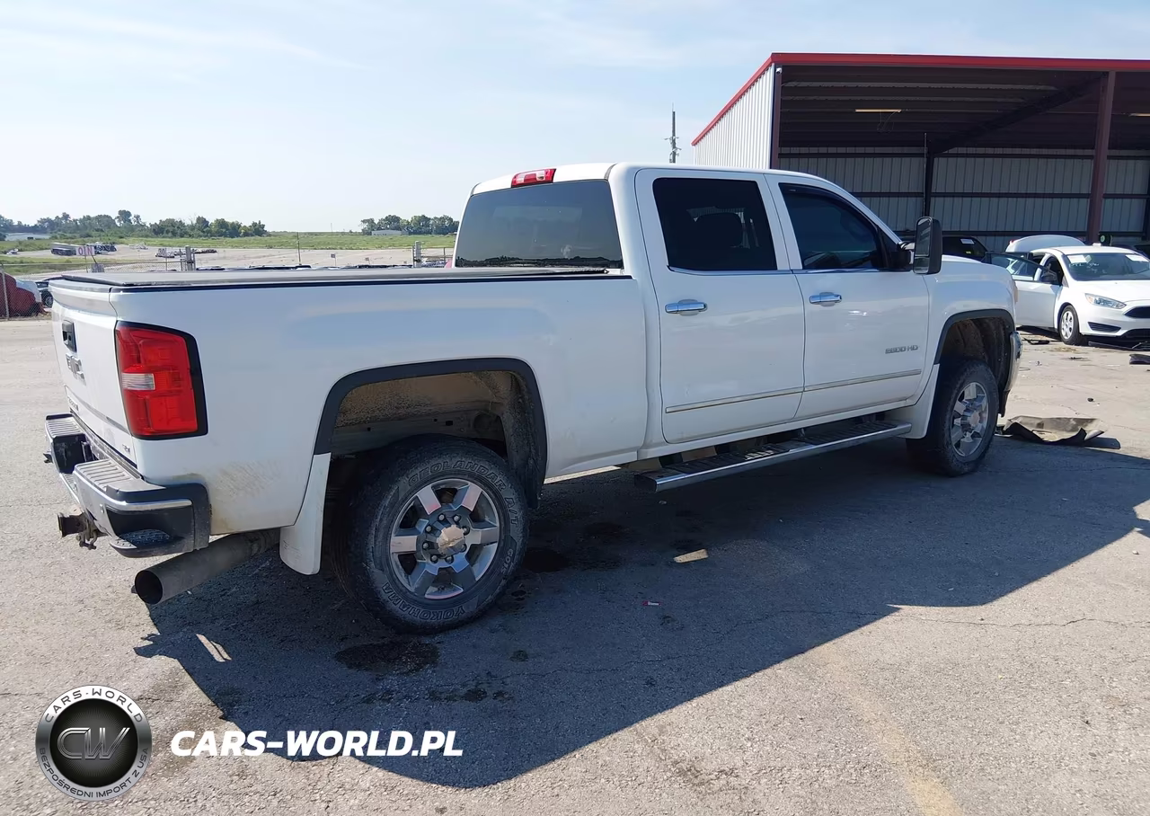2015 GMC Sierra 2500Hd Slt VIN:1GT12ZE80FF111011 - 4