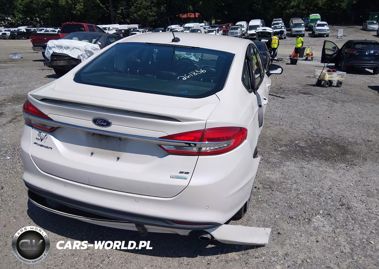 2017 Ford Fusion Se VIN:3FA6P0HD3HR281421 - 4