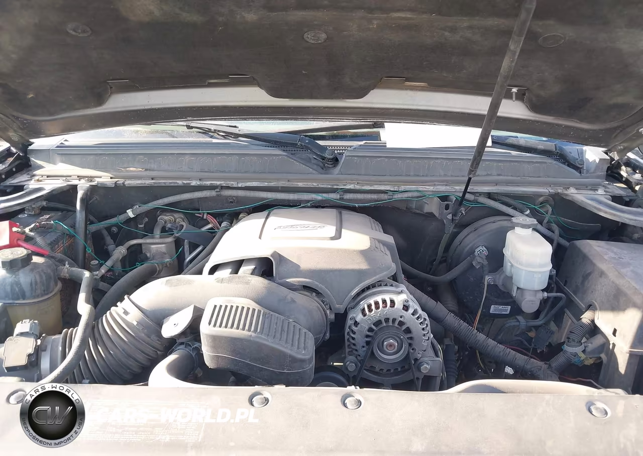 2010 Chevrolet Suburban 1500 Ltz VIN:1GNUKKE37AR242590 - 10