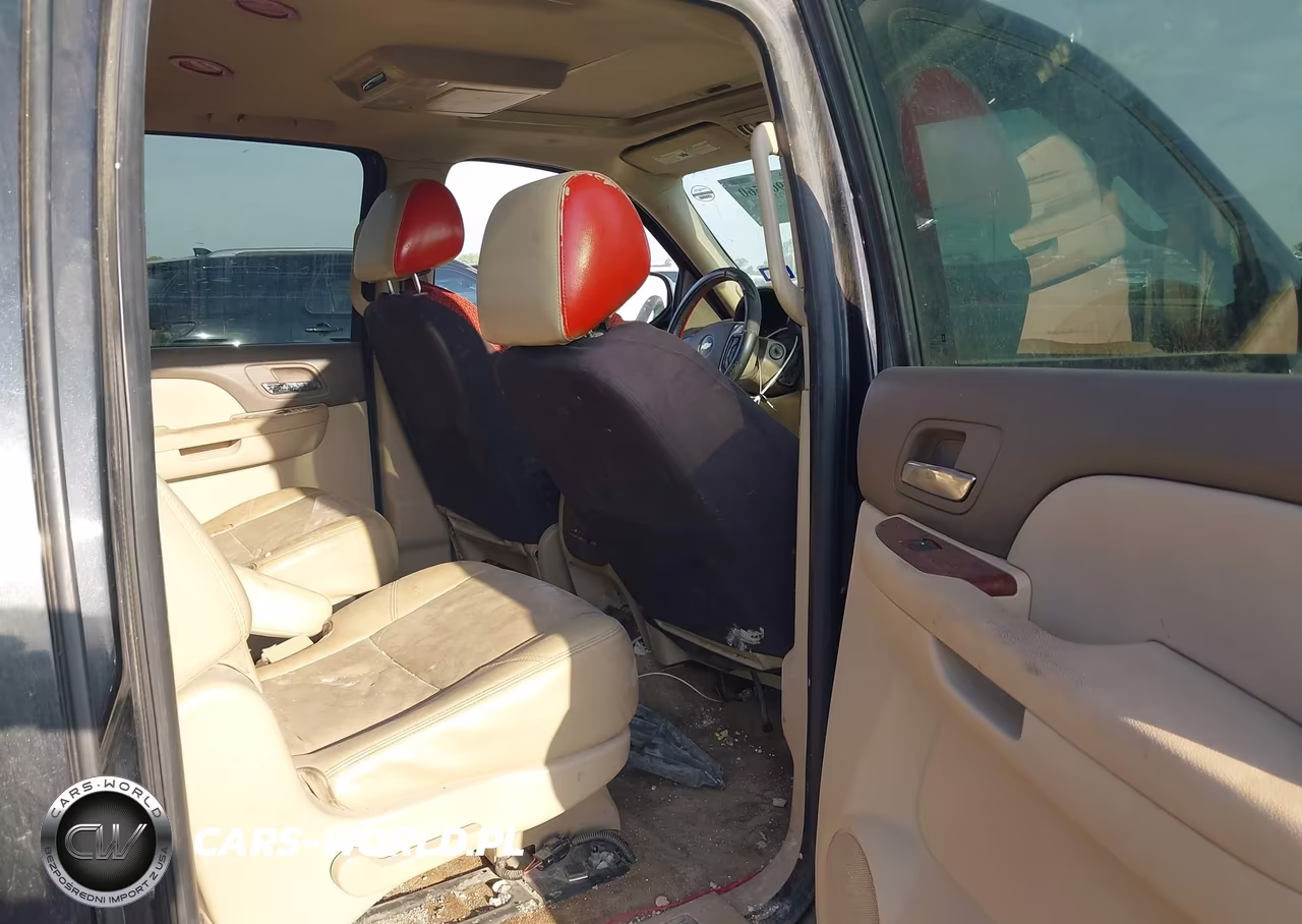 2010 Chevrolet Suburban 1500 Ltz VIN:1GNUKKE37AR242590 - 8