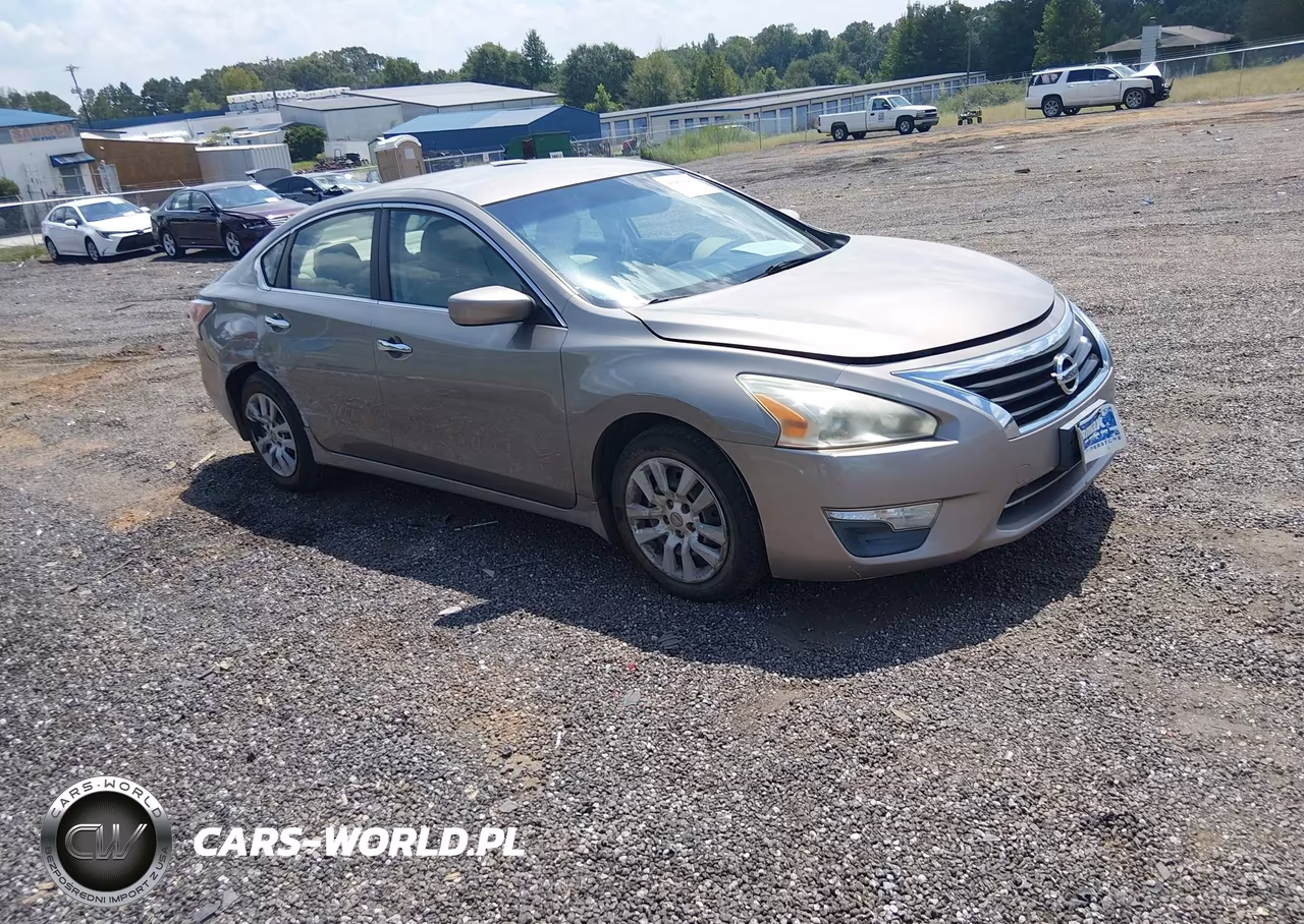 2014 Nissan Altima 2.5 S – zdjęcie 1 z 16