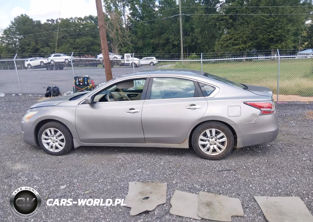 2014 Nissan Altima 2.5 S VIN:1N4AL3AP3EC103563 - 14