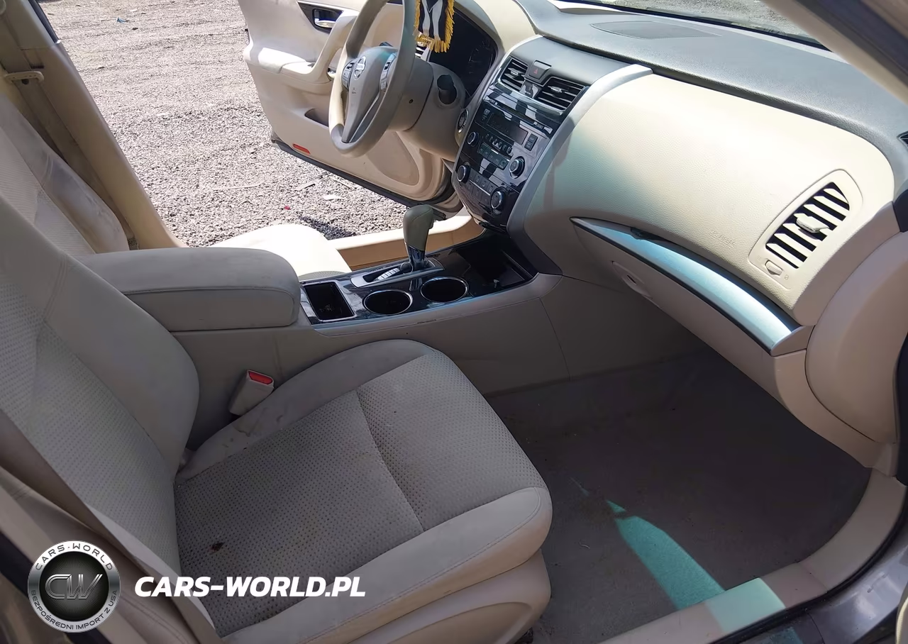 2014 Nissan Altima 2.5 S VIN:1N4AL3AP3EC103563 - 5