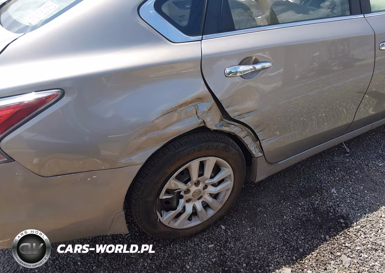 2014 Nissan Altima 2.5 S VIN:1N4AL3AP3EC103563 - 6
