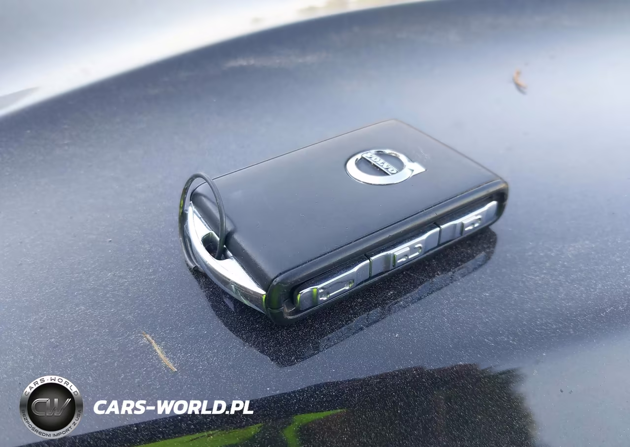 2024 Volvo Xc60 B5 Ultimate Dark Theme VIN:YV4L12RM7R1821094 - 11