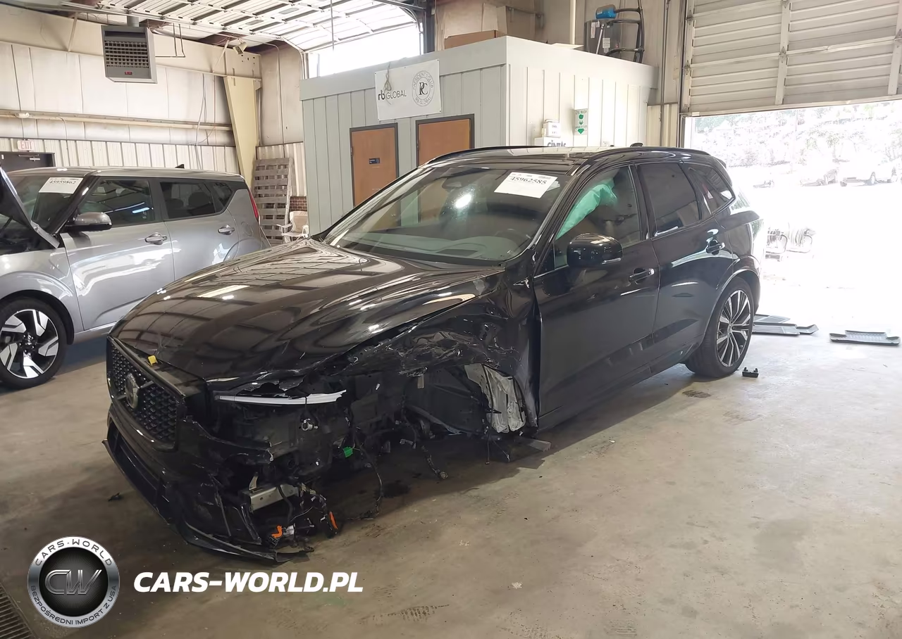 2024 Volvo Xc60 B5 Ultimate Dark Theme VIN:YV4L12RM7R1821094 - 2