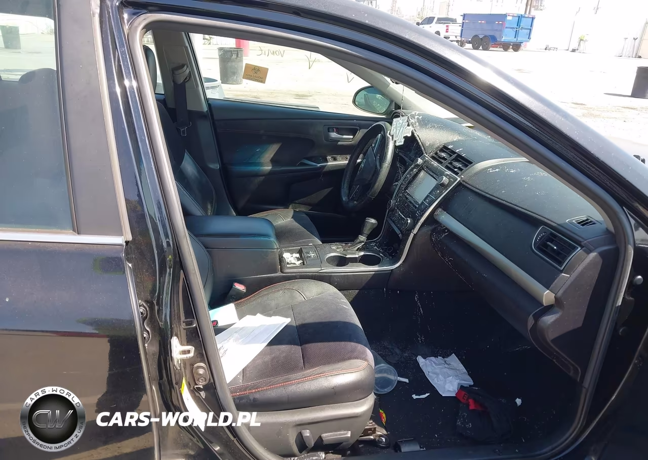 2017 Toyota Camry Xse VIN:4T1BF1FK3HU617589 - 5