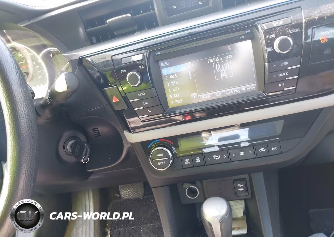 2016 Toyota Corolla Le Plus VIN:5YFBURHEXGP383060 - 11