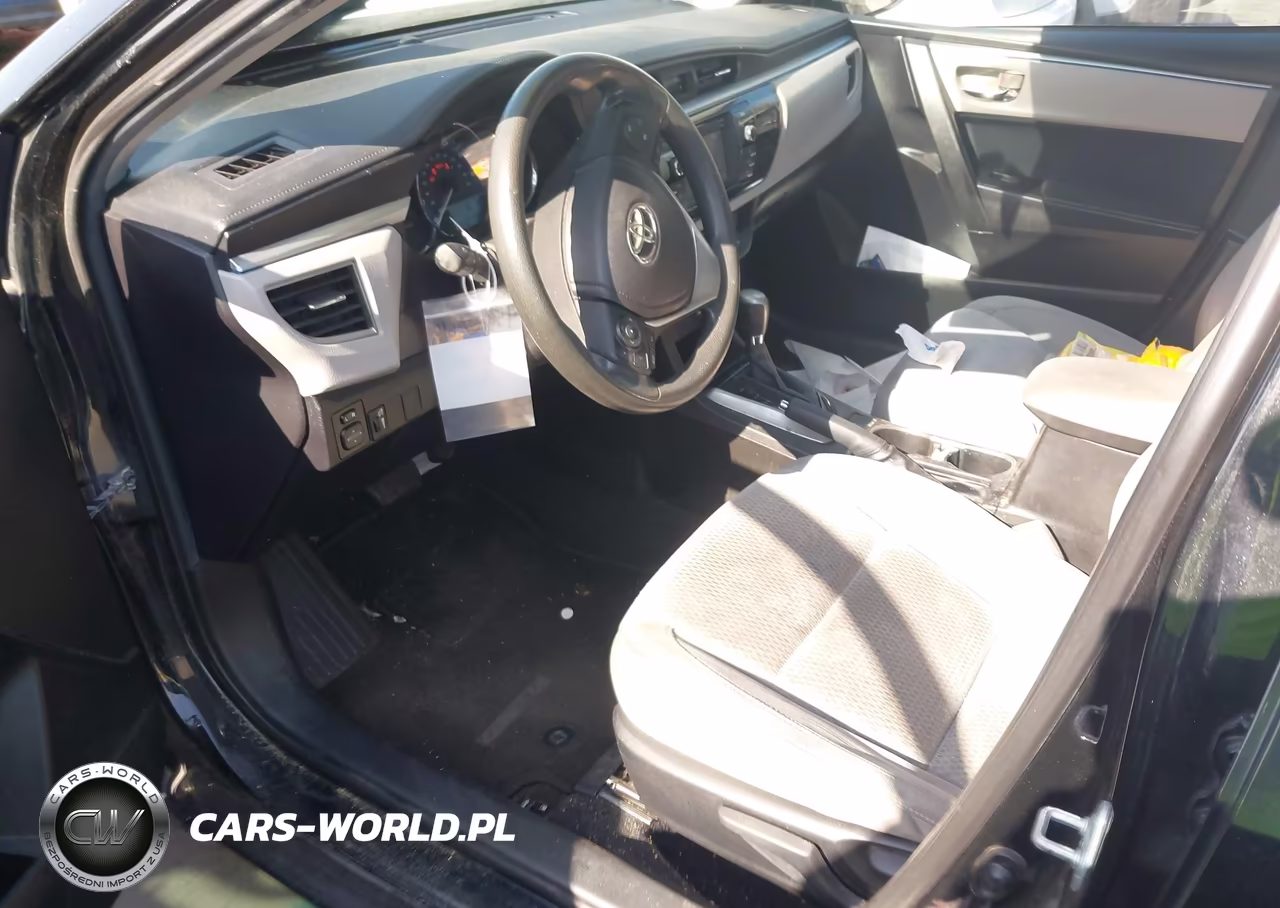 2016 Toyota Corolla Le Plus VIN:5YFBURHEXGP383060 - 18