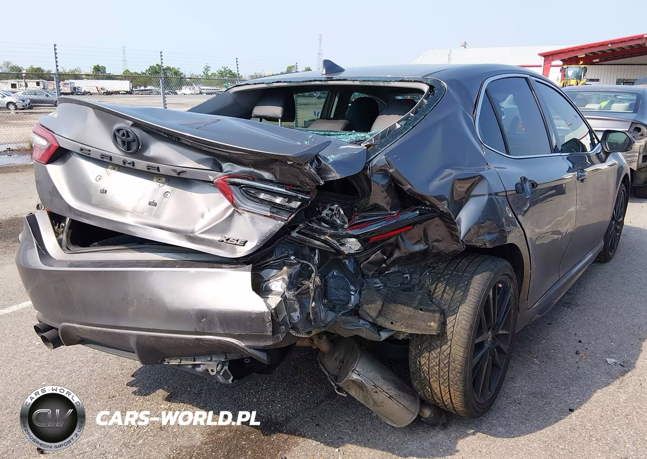 2022 Toyota Camry Xse VIN:4T1K61AK5NU044990 - 4