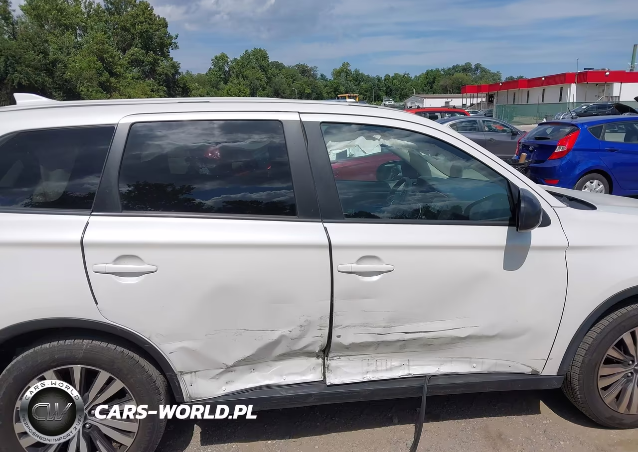 2020 Mitsubishi Outlander Es 2.4 S-Awc-Le 2.4 S-Awc-Se 2.4 S-Awc-Sel 2.4 S-Awc-Sp 2.4 S-Awc VIN:JA4AZ3A31LZ045964 - 17
