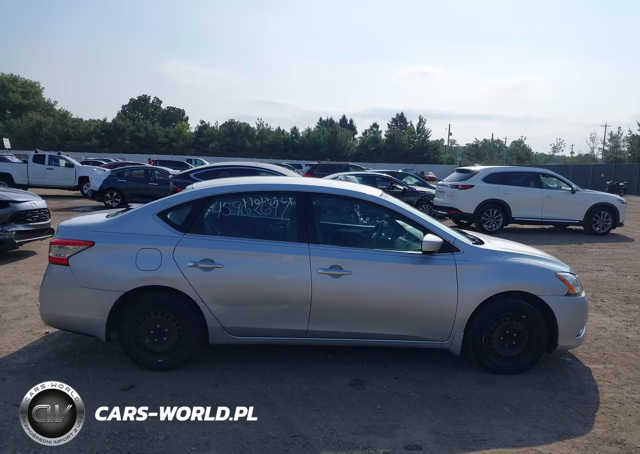 2015 Nissan Sentra S VIN:3N1AB7AP8FY215985 - 13