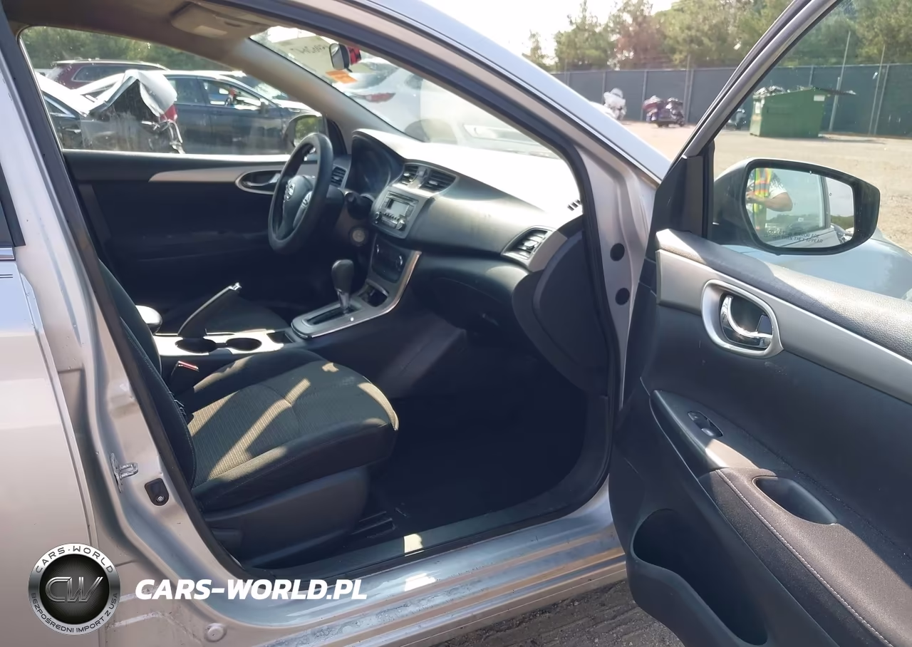2015 Nissan Sentra S VIN:3N1AB7AP8FY215985 - 5