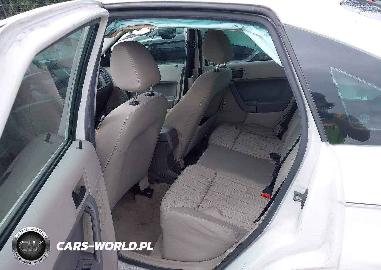 2009 Ford Focus Se VIN:1FAHP35N09W241674 - 19