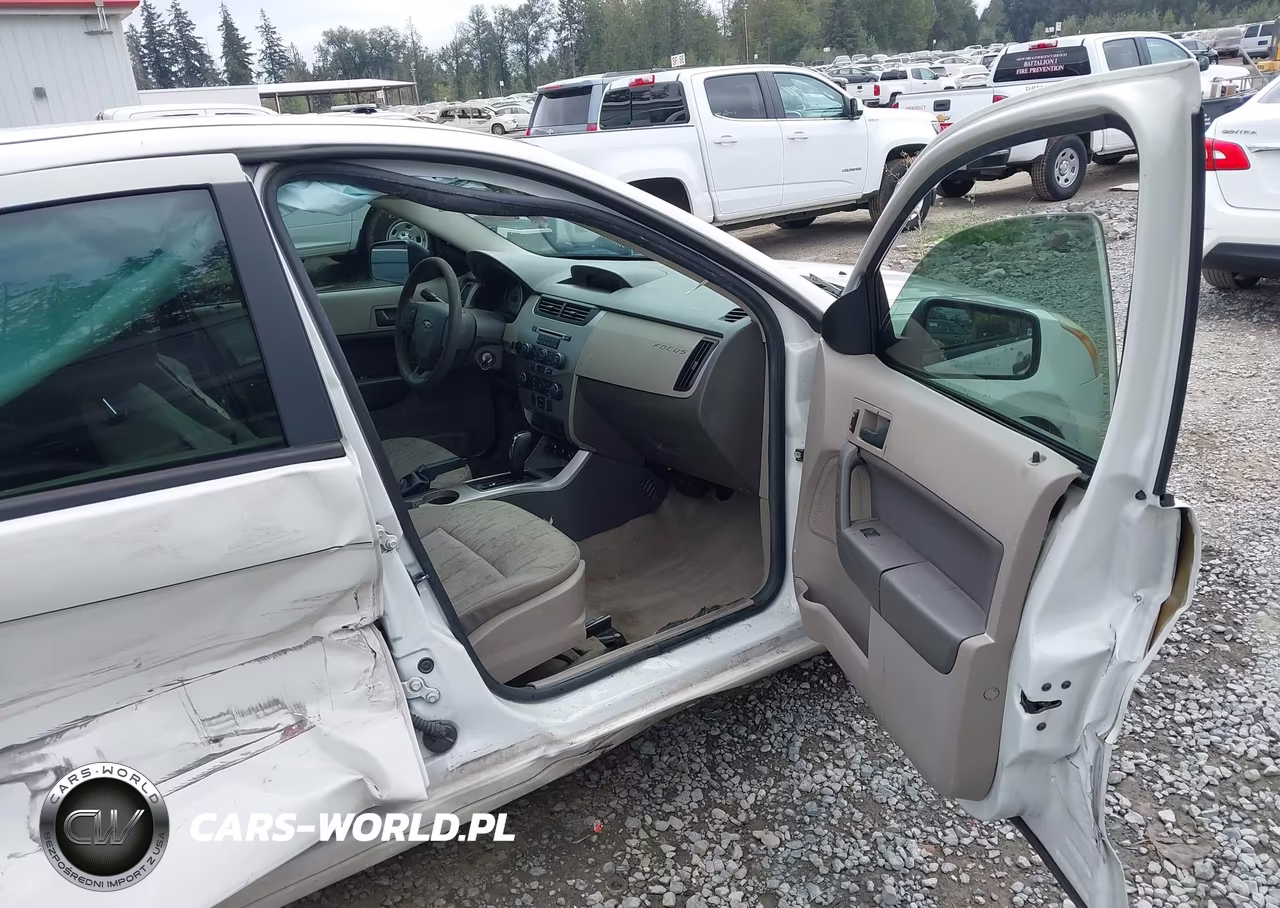 2009 Ford Focus Se VIN:1FAHP35N09W241674 - 5