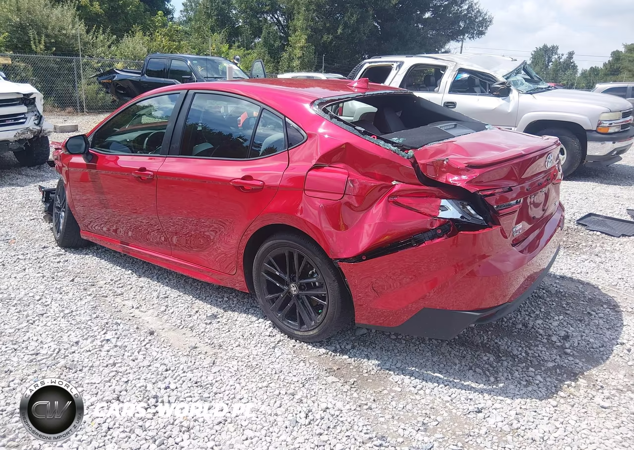 2026 Toyota Camry Se VIN:4T1DAACK2TU315554 - 3