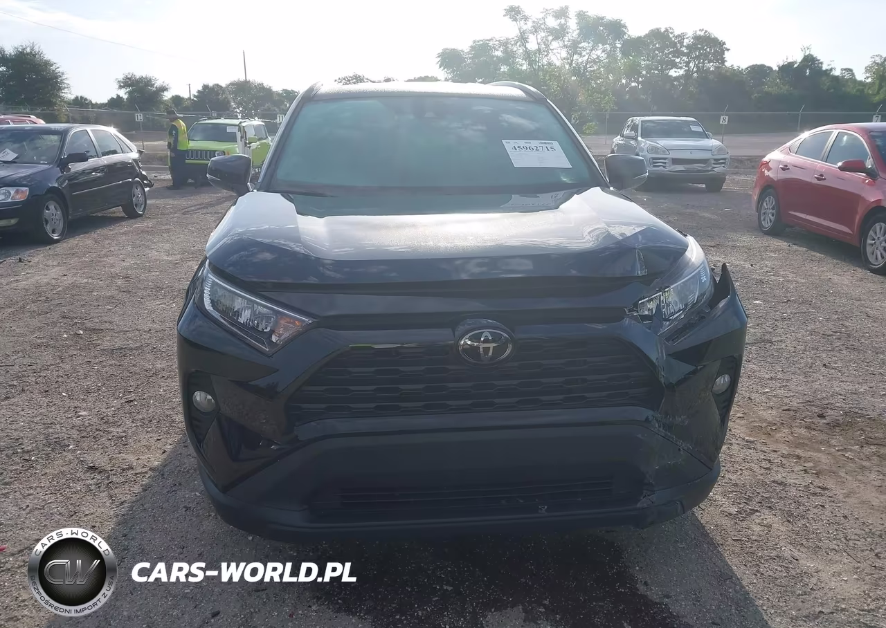 2021 Toyota Rav4 Xle VIN:2T3W1RFV8MW145772 - 12