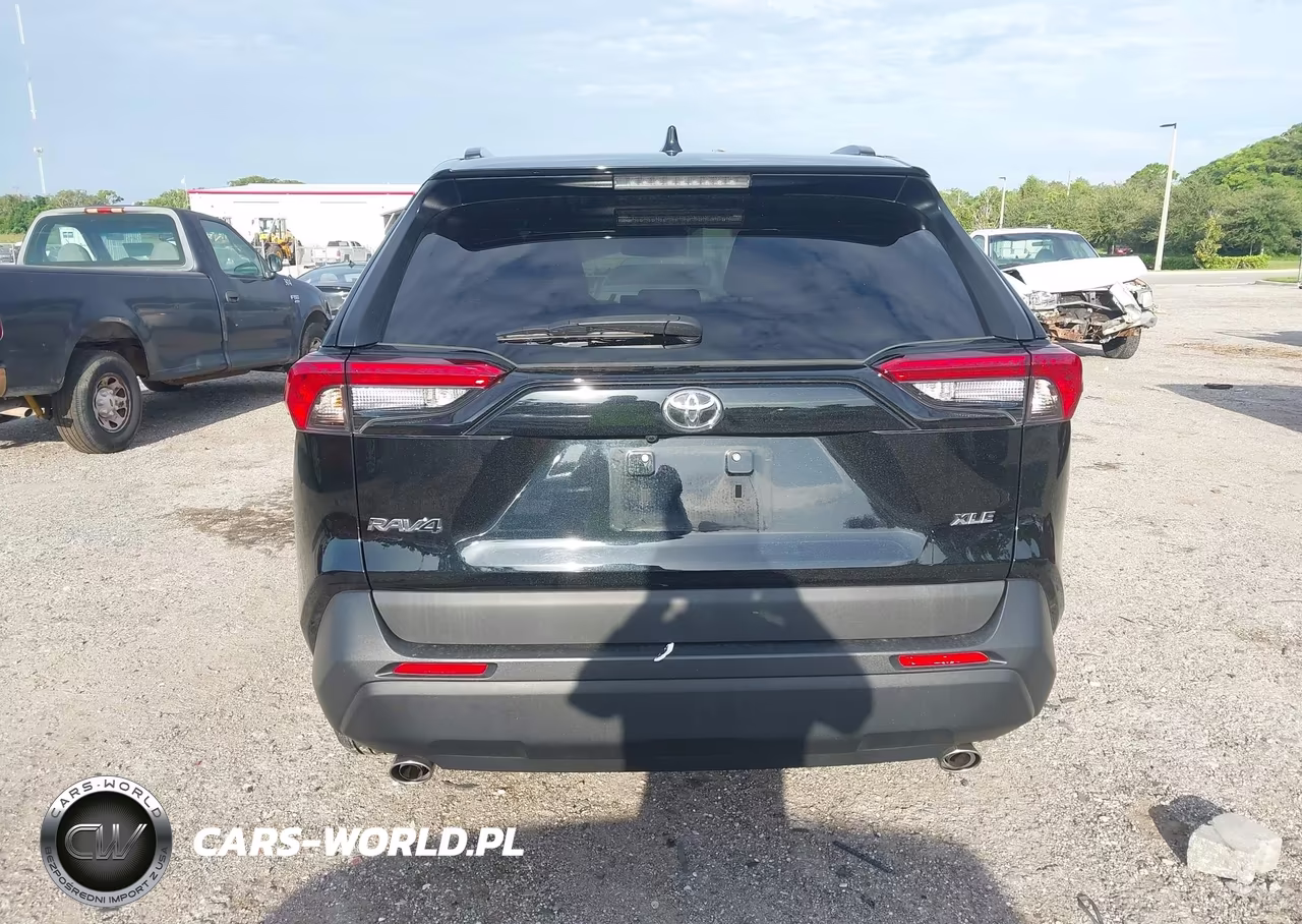 2021 Toyota Rav4 Xle VIN:2T3W1RFV8MW145772 - 16