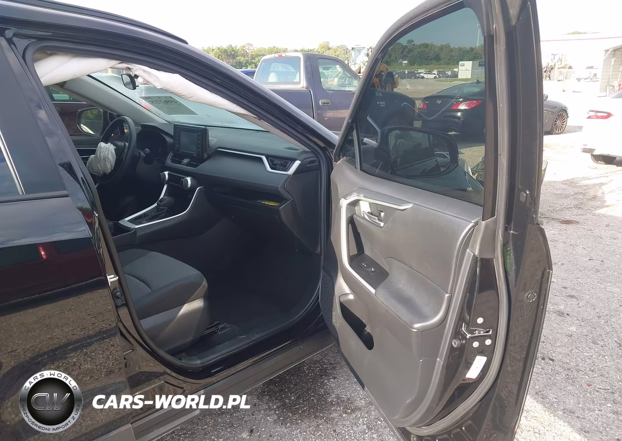 2021 Toyota Rav4 Xle VIN:2T3W1RFV8MW145772 - 5