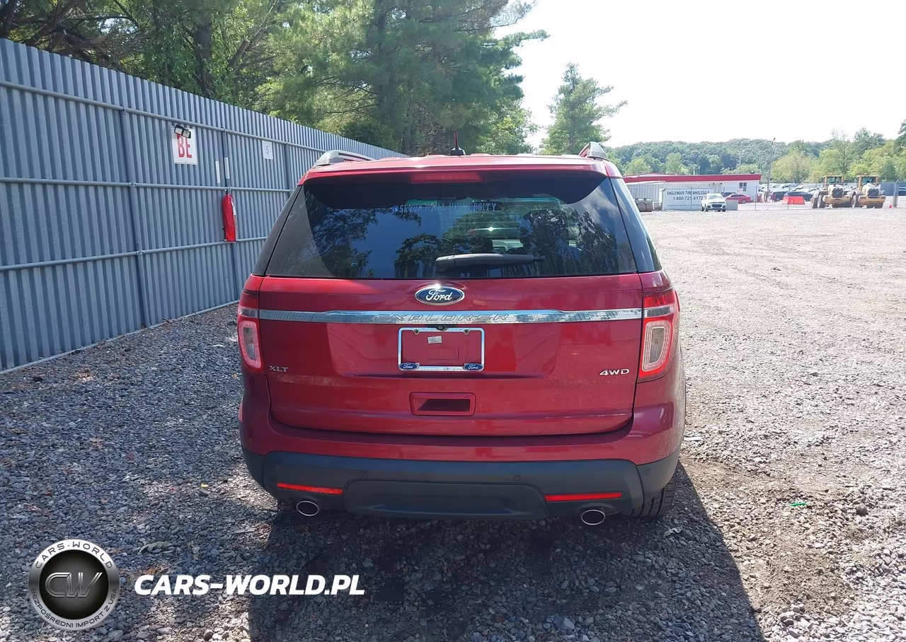 2015 Ford Explorer Xlt VIN:1FM5K8D85FGC32555 - 16