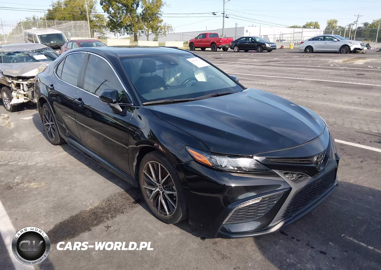 2022 Toyota Camry Se