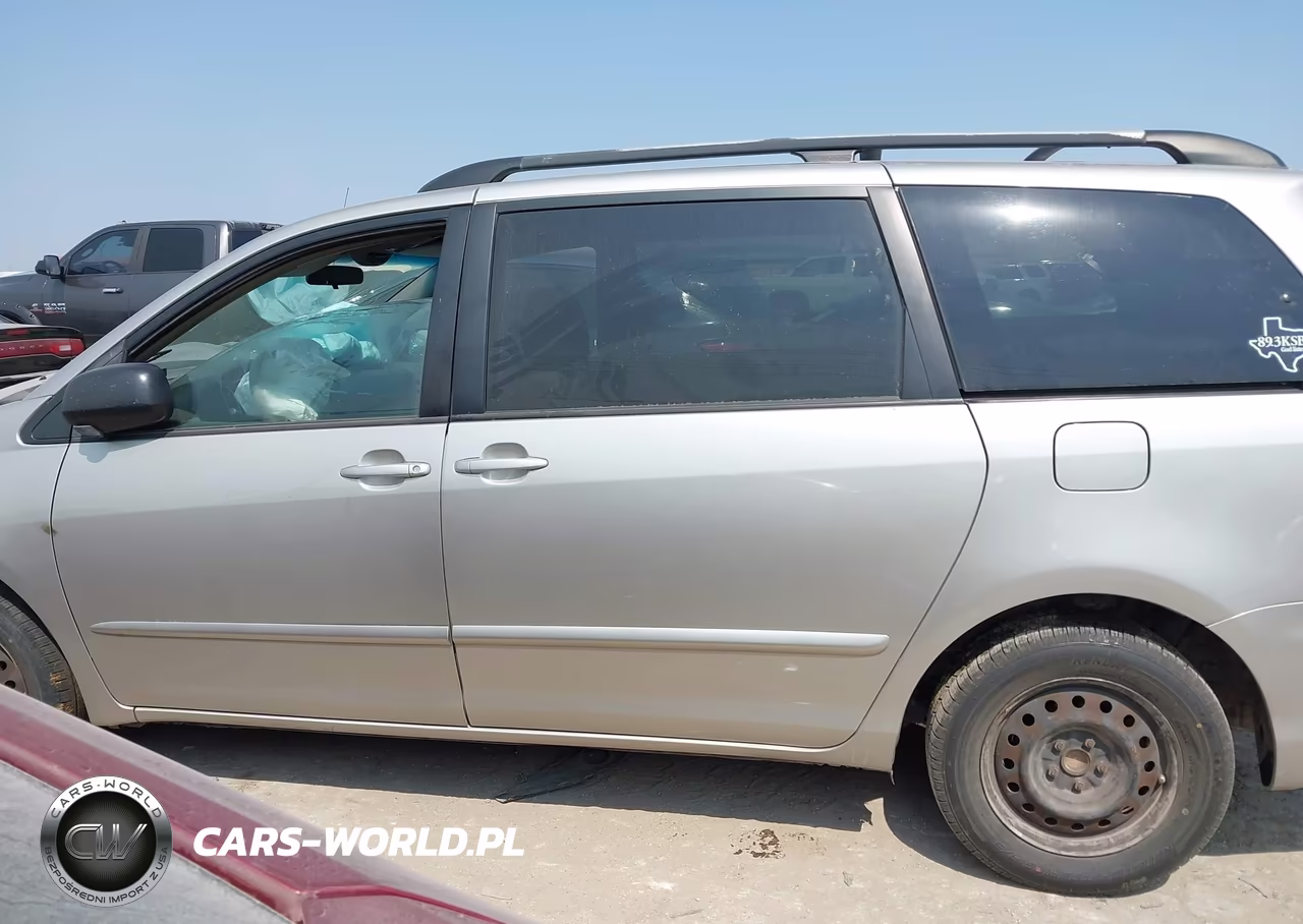 2009 Toyota Sienna Le VIN:5TDZK23C09S235334 - 15