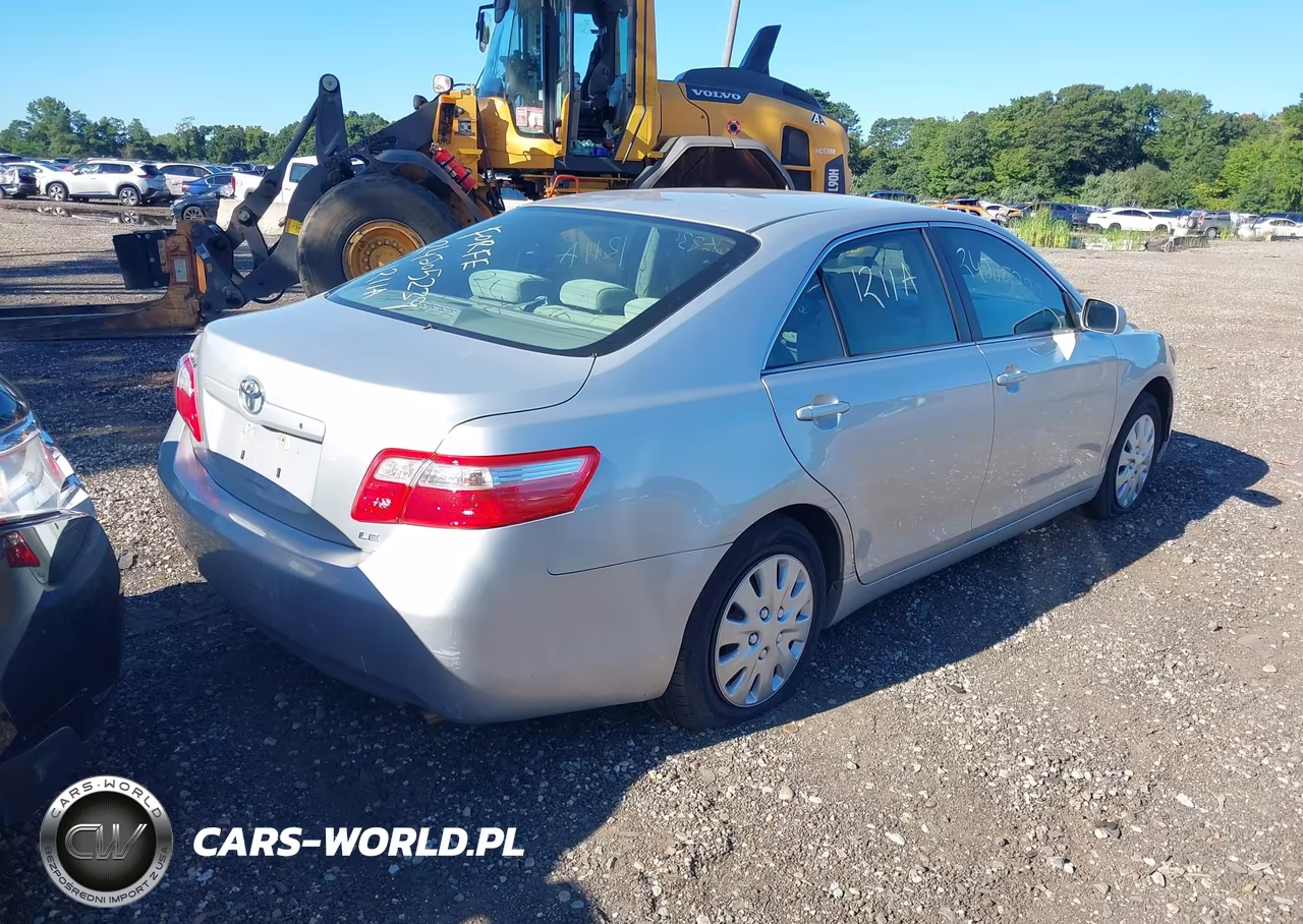 2007 Toyota Camry Le VIN:4T1BE46K47U724007 - 4