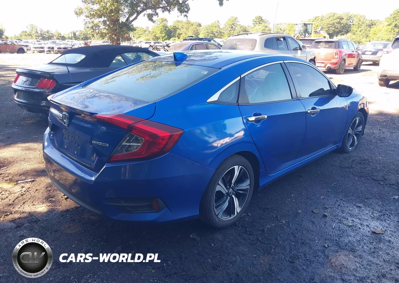2016 Honda Civic Touring VIN:2HGFC1F95GH656375 - 4