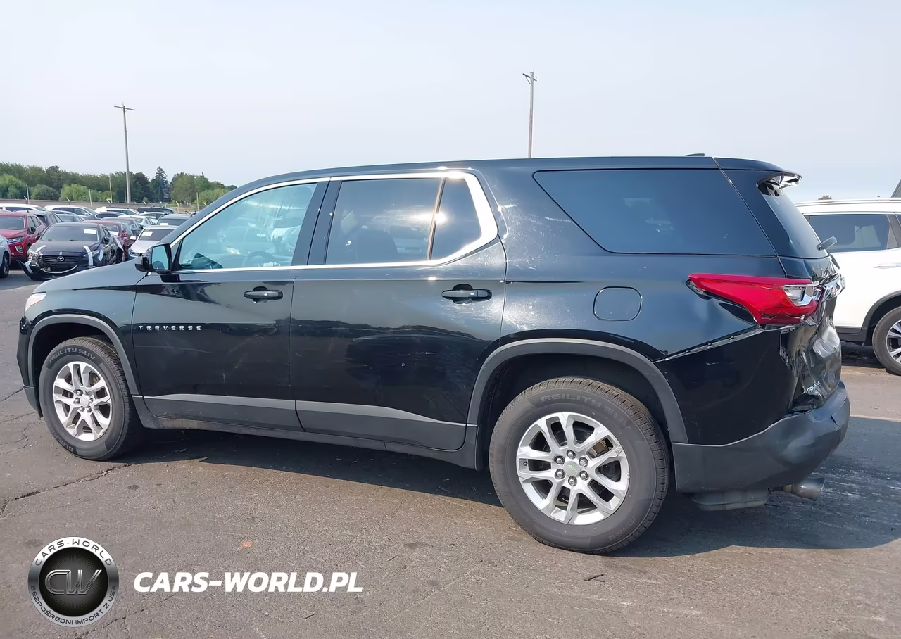 2018 Chevrolet Traverse Ls VIN:1GNERFKW4JJ104610 - 14